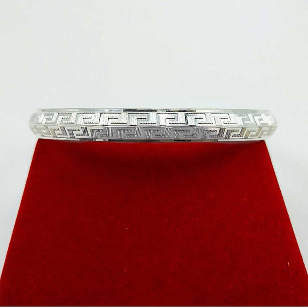 Classic Engraved Pure Silver Kada – Geometric Pattern Design