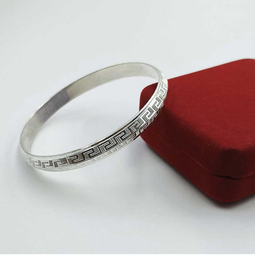 Classic Engraved Pure Silver Kada – Geometric Pattern Design