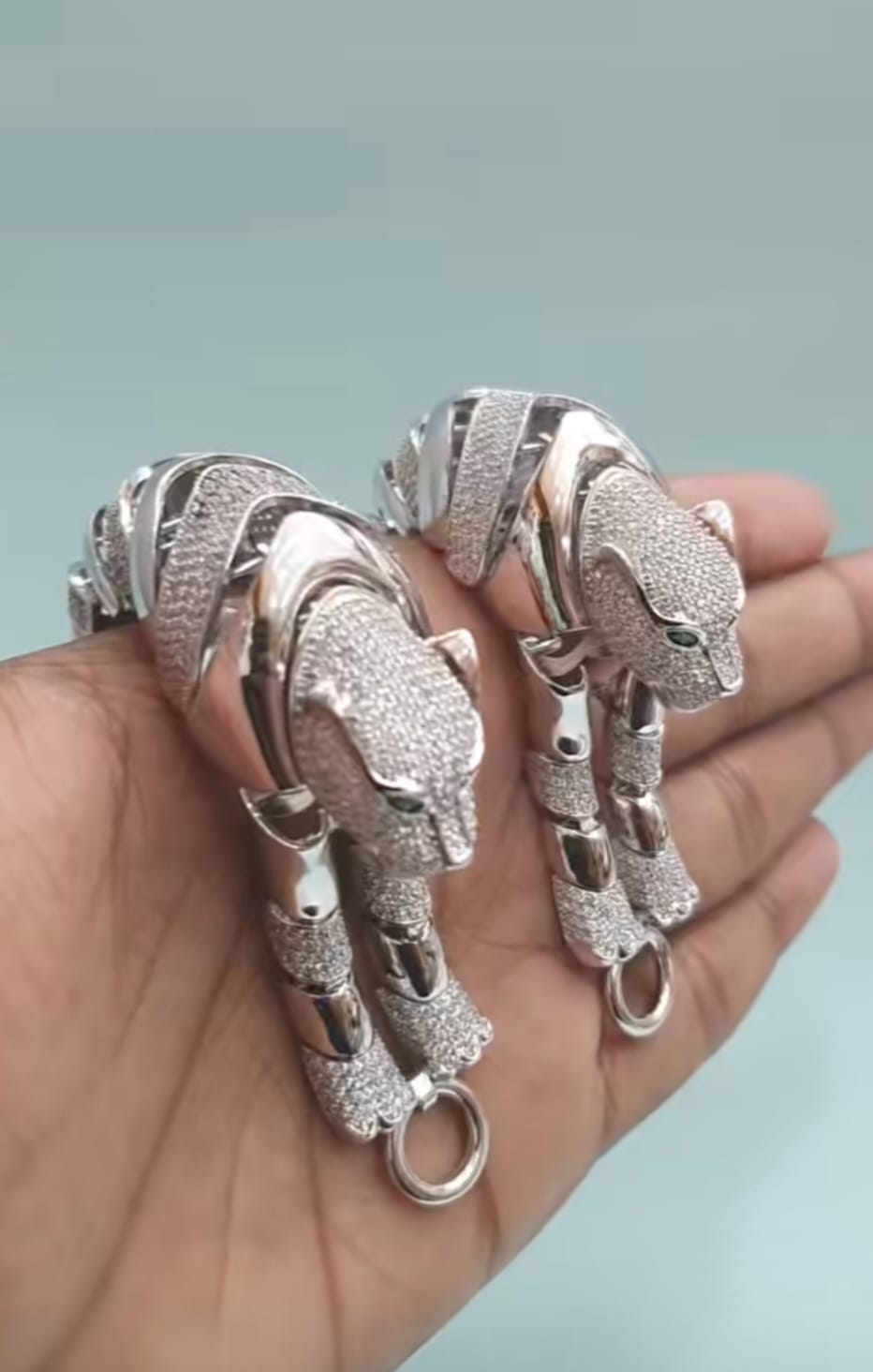 Silver Panther Italian stone Pewmium Bracelet with Blue Eyes Dazzling Diamond