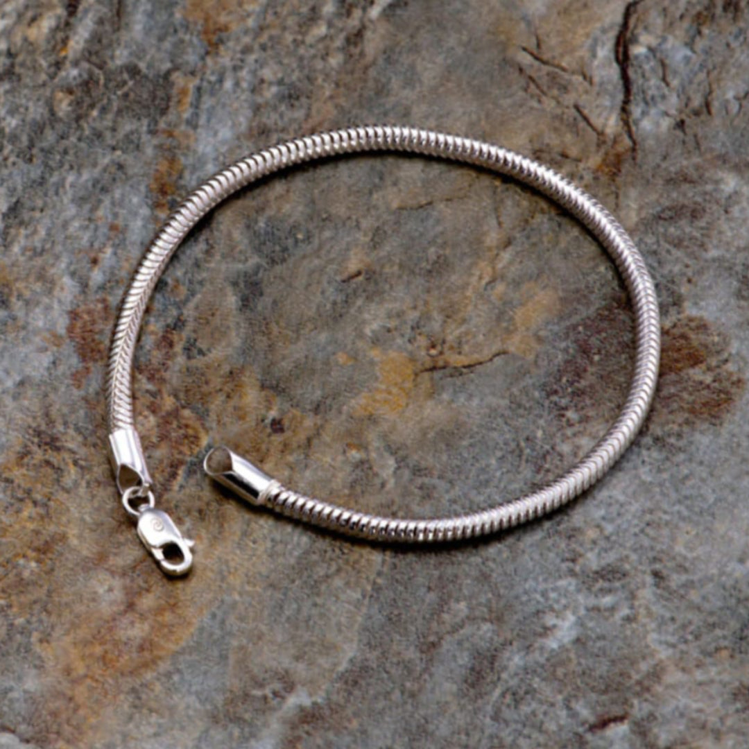 Pure 925 Silver Unisex Hand Bracelet – Sleek & Stylish