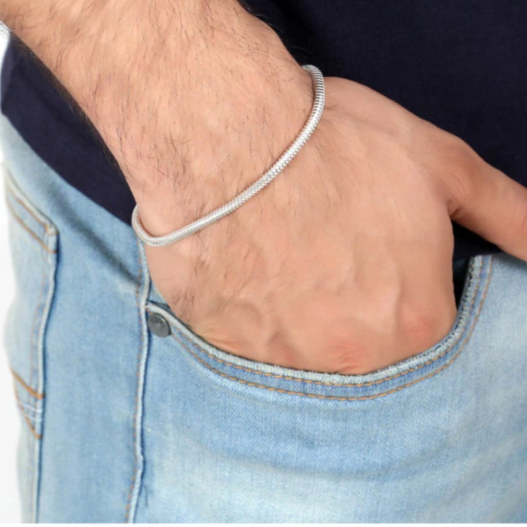 Pure 925 Silver Unisex Hand Bracelet – Sleek & Stylish