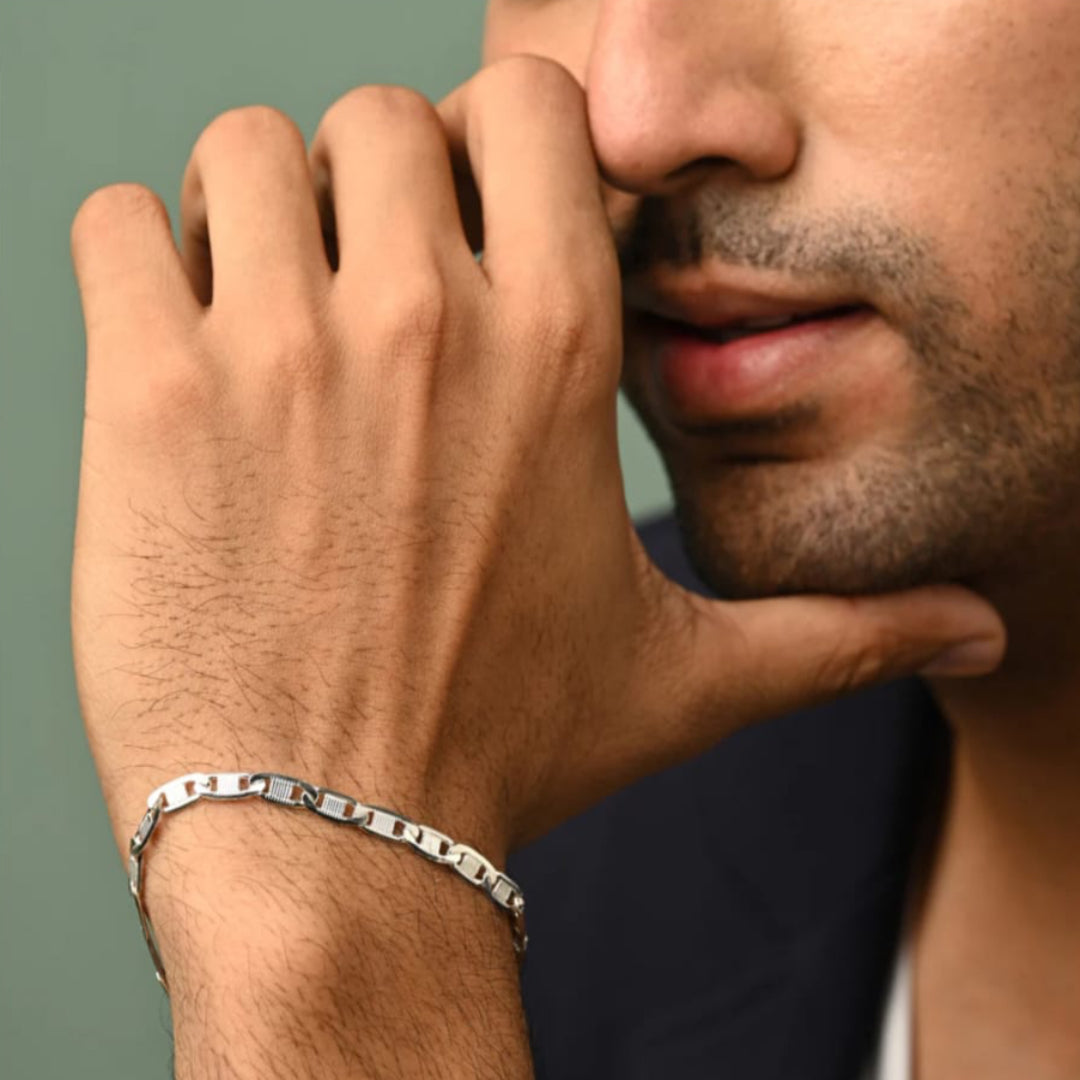 Pure 925 Silver Unisex Bracelet with elegant Chain Design