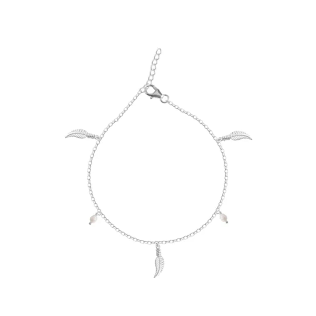 Leaves & Star Charm Anklet – A Glimmer of Celestial Style