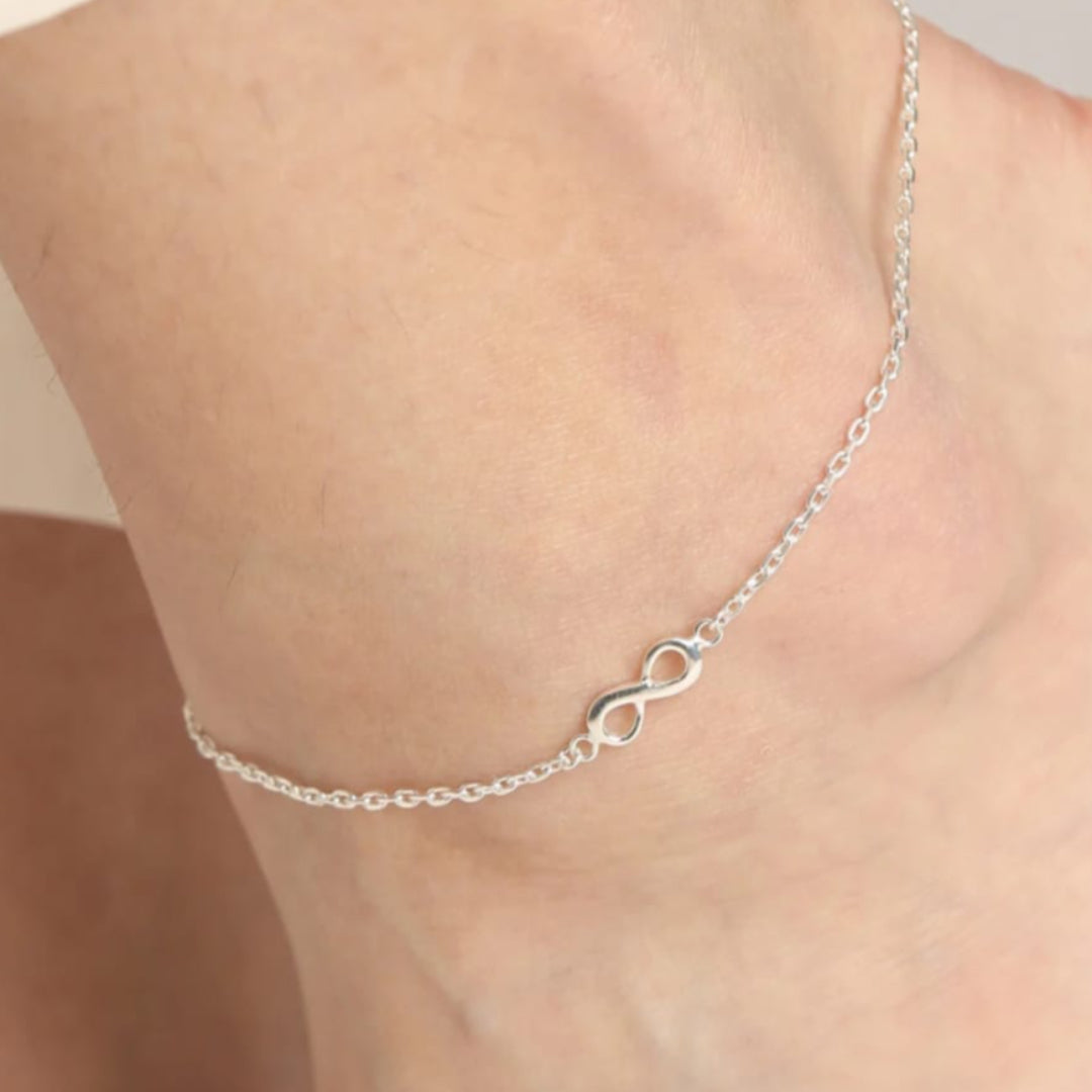 Silver Infinity Anklet for Girls – Symbol of Endless Elegance