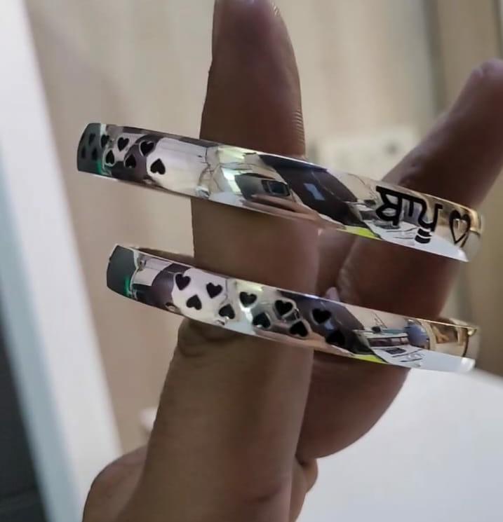 Mirror finishing Silver Kada – Stylish Love Design along with customise name